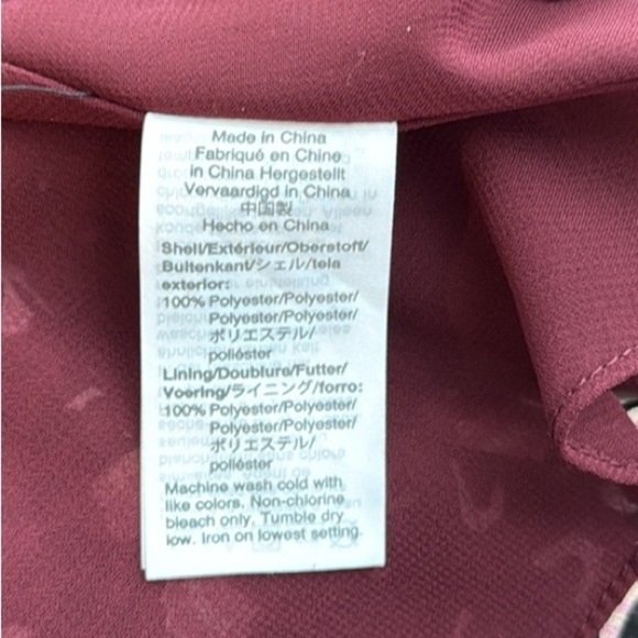 Madewell Georgette Flutter-Sleeve Peplum Top in
Rich Paisley. Size Small. - Picture 14 of 15